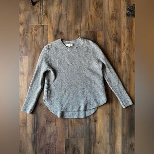 LOFT Ribbed Wool Blend Sweater Gray Hi Low Hem Cozy Chic Small